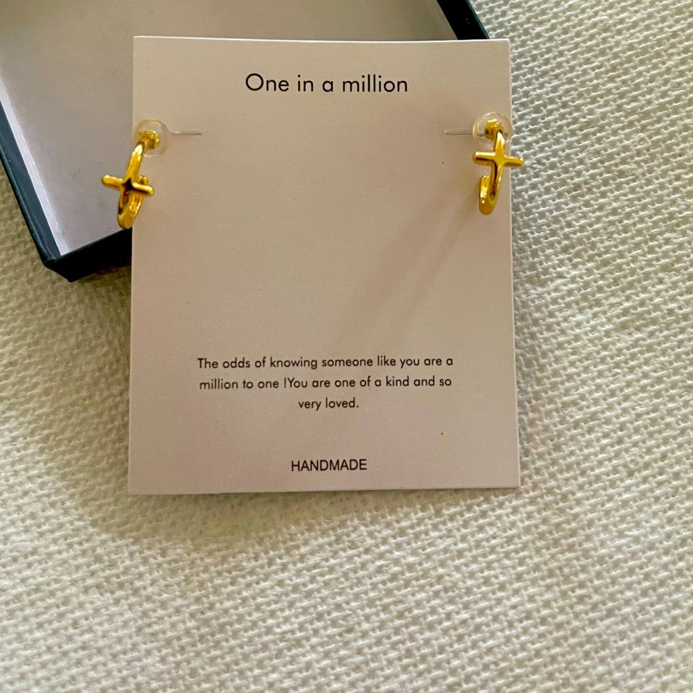Small 14K Gold Cross earrings
